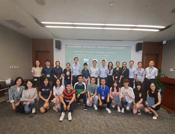 16-飛機工程事業部舉辦“青藍工程”拜師活動.jpg 16-飛機工程事業部舉辦“青藍工程”拜師活動.jpg